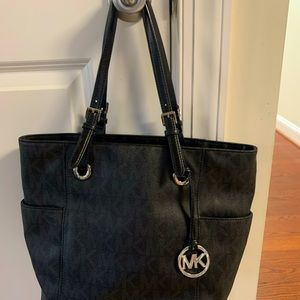 Michael Kors Black EW Signature Tote, lightly used, great condition!